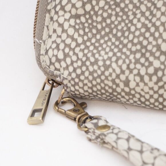 Travelon Tan/Gray Wallet with Wrist Strap - Picture 5 of 10